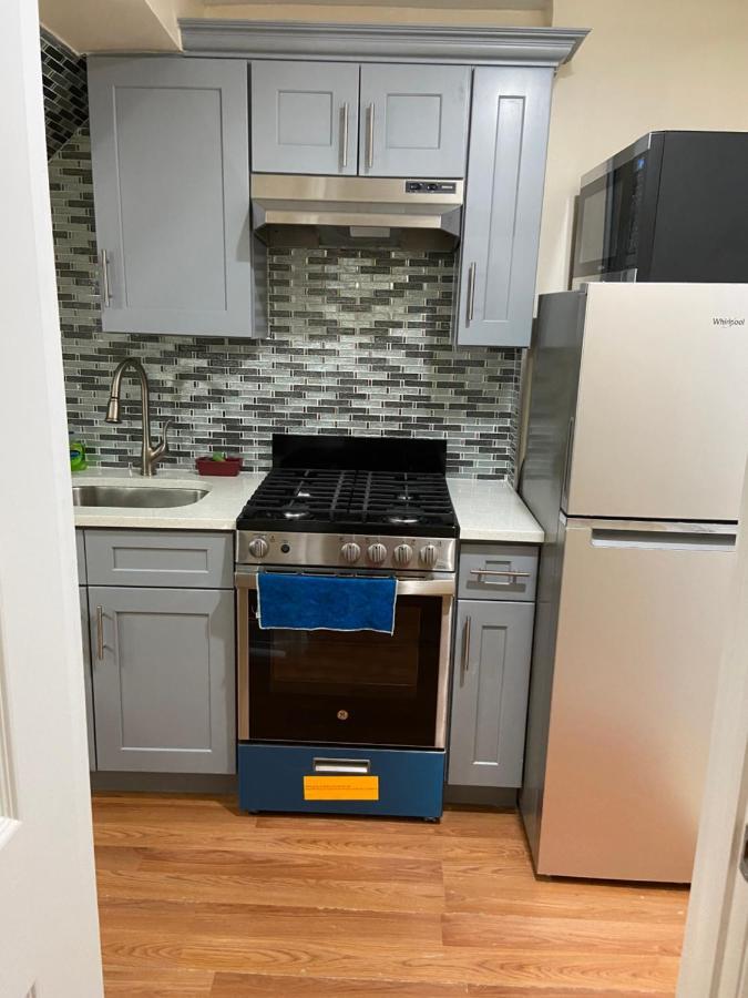 A Great Room In Queens 뉴욕 외부 사진